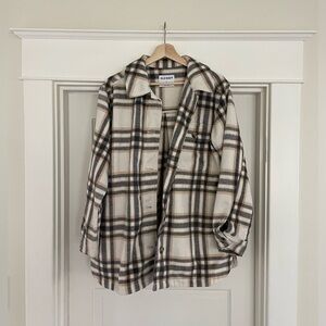 NWT Old Navy Oversized Soft-Brushed Buffalo Check Shacket